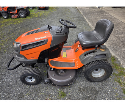Second Hand Husqvarna TS242 Ride-On