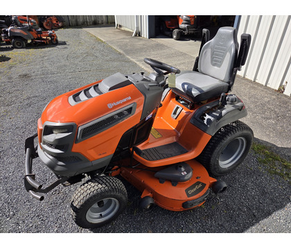 Second-Hand Husqvarna TS354 Ride-On
